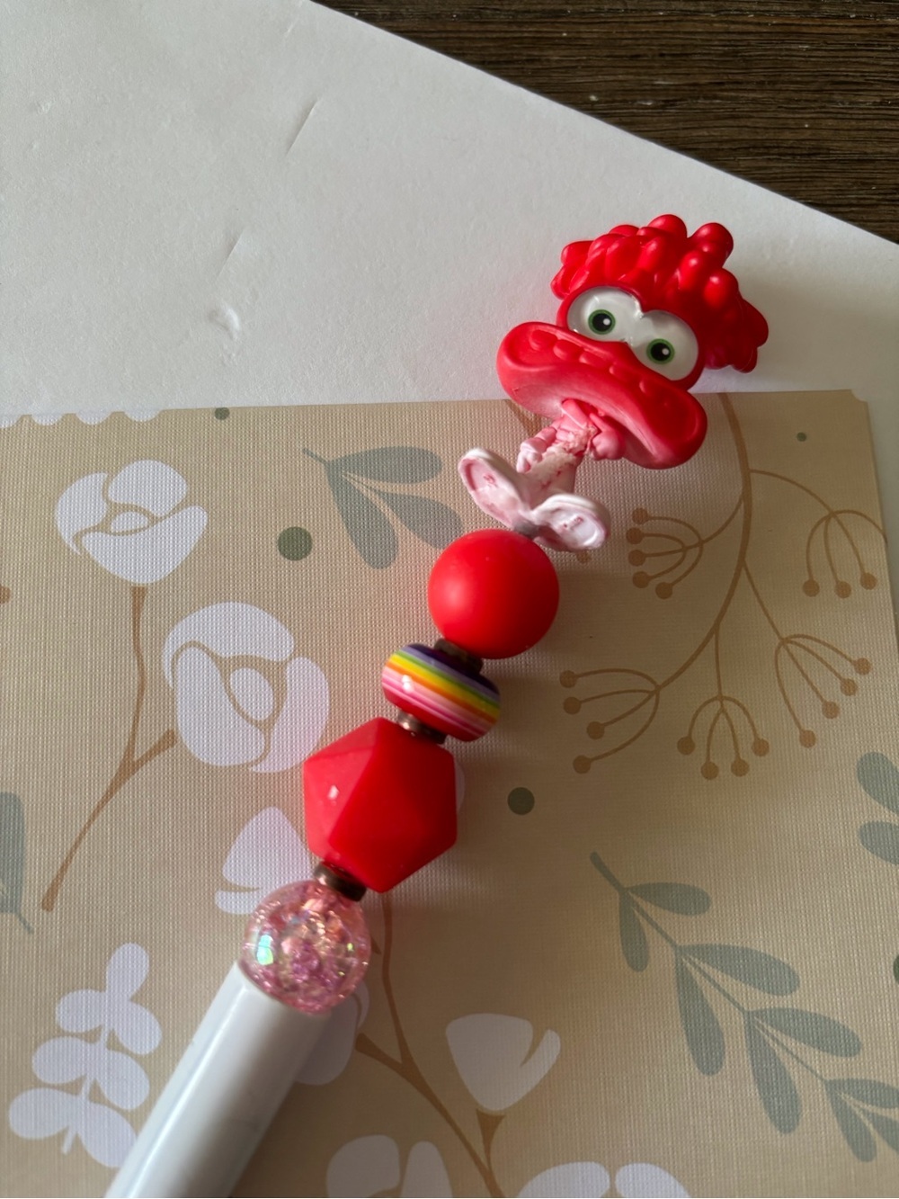 Disney Doorables: Inside Out: Anxiety dual color handmade beaded pen
